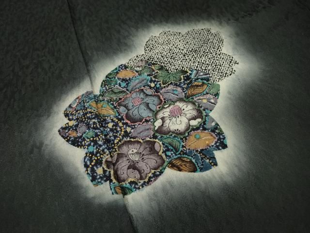 平和屋着物○訪問着 絞り 辻が花 舞桜 蛍暈し 黒地 正絹 逸品