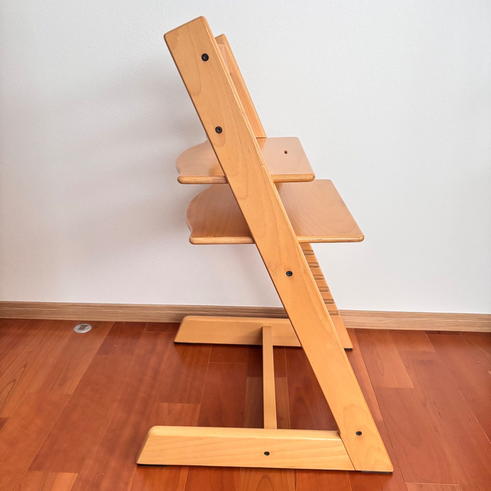 ストッケ トリップ トラップ ベビーチェア+トレイ+延長グライダー 付属