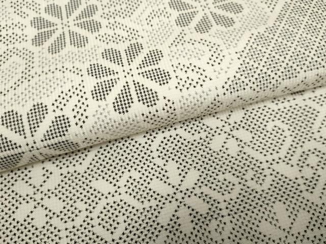 平和屋着物○本場大島紬 白大島 一元7マルキ 雲重ね吉祥花唐草文 正絹