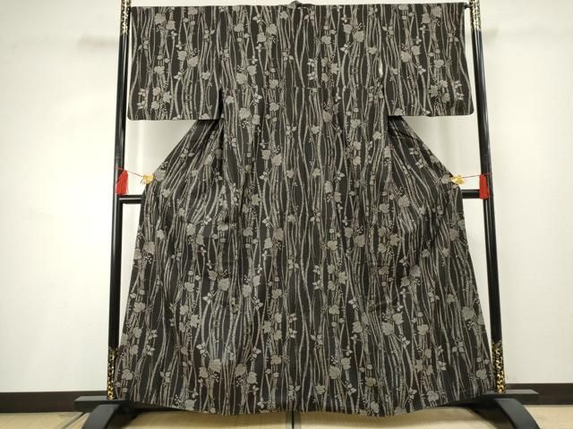 平和屋着物○本場大島紬 泥染め 一元7マルキ 南天蔦の葉文 正絹 逸品