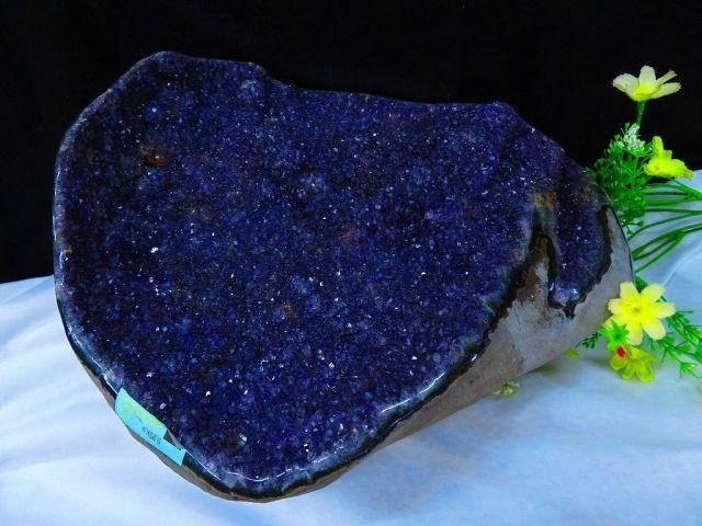 ウルグアイ産☆ 天然水晶☆絶品超濃い濃い超美しい☆アメジスト