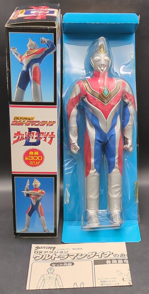 バンダイ UMダイナ DXアクション ウルトラマンダイナ/青台紙 - メルカリ