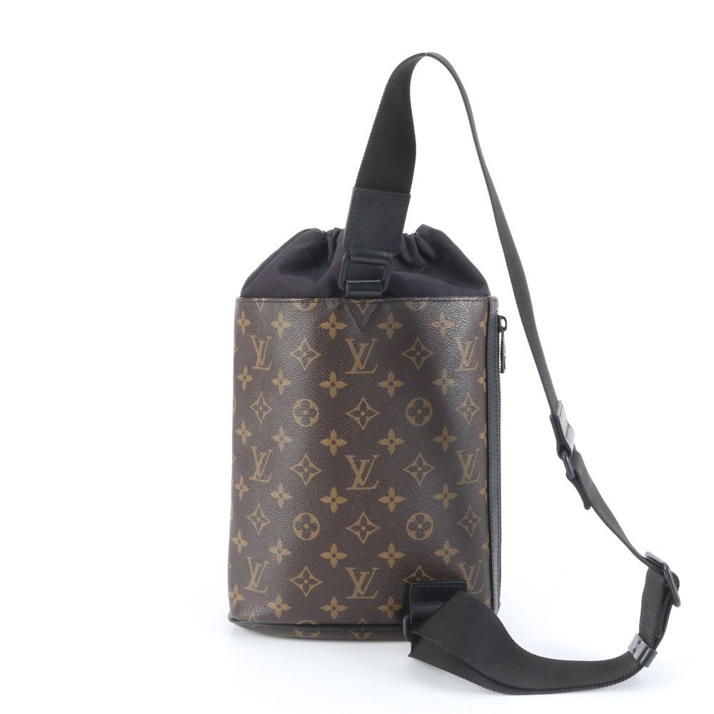 新品同様 ルイヴィトン モノグラム チョーク スリングバッグ M44625