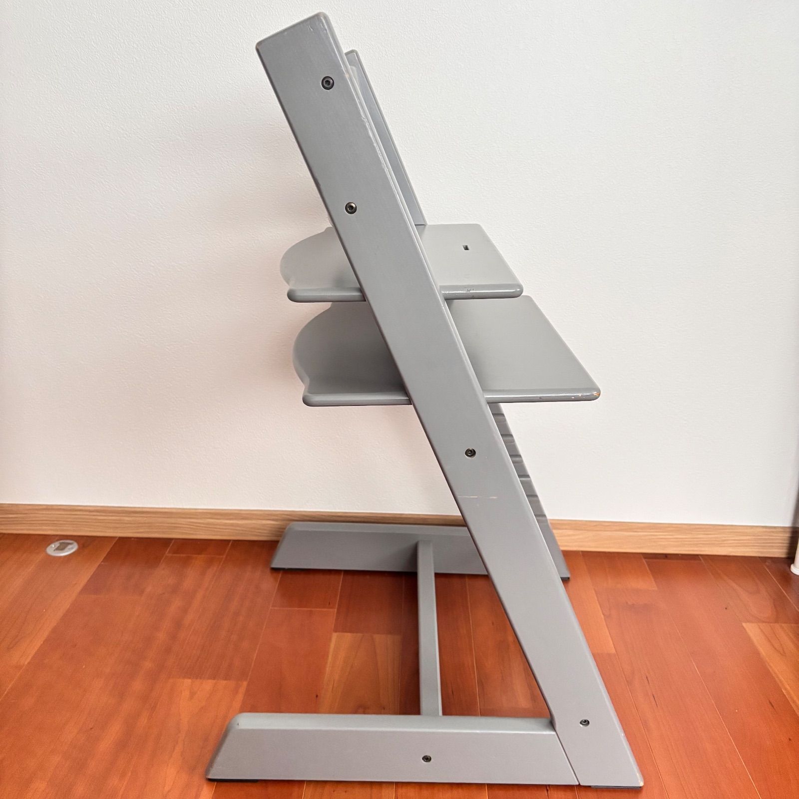 ストッケ トリップ トラップ ベビーチェア+トレイ+延長グライダー 付属