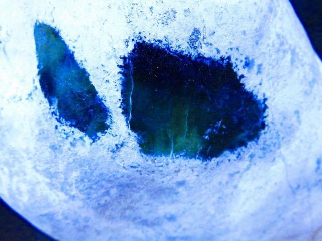 希少 ☆超綺麗見惚れるほど美しい！！！純天然糸魚川翡翠原石11.2kg