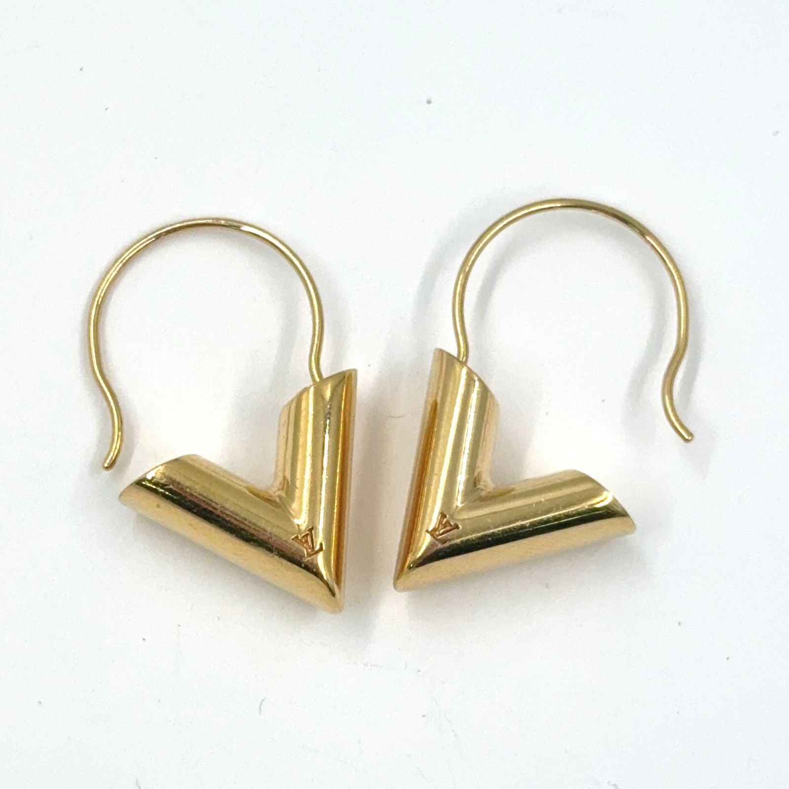 LOUIS VUITTON フープイヤリング エセンシャル V GP ゴールド ピアス