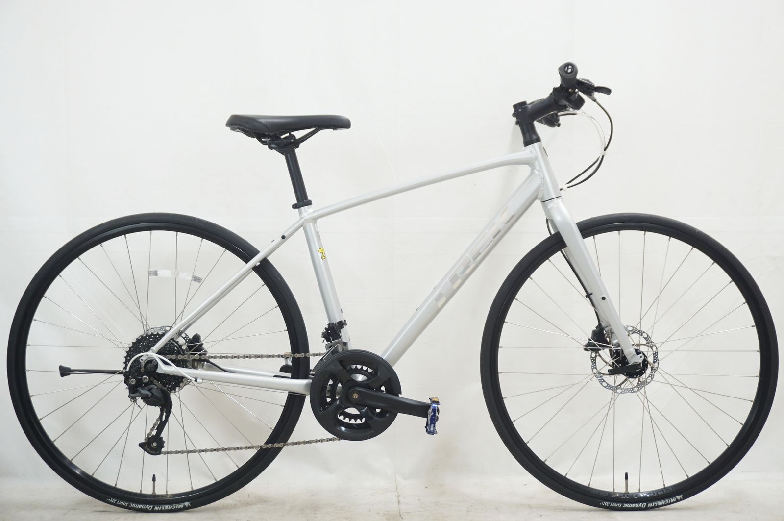 TREK 「トレック」 FX2 DISC GEN3 2023年モデル クロスバイク / バイチャリ福岡店 ITLDVOZ55MCQ-J TREK FX 2 Disc 2023年モデル