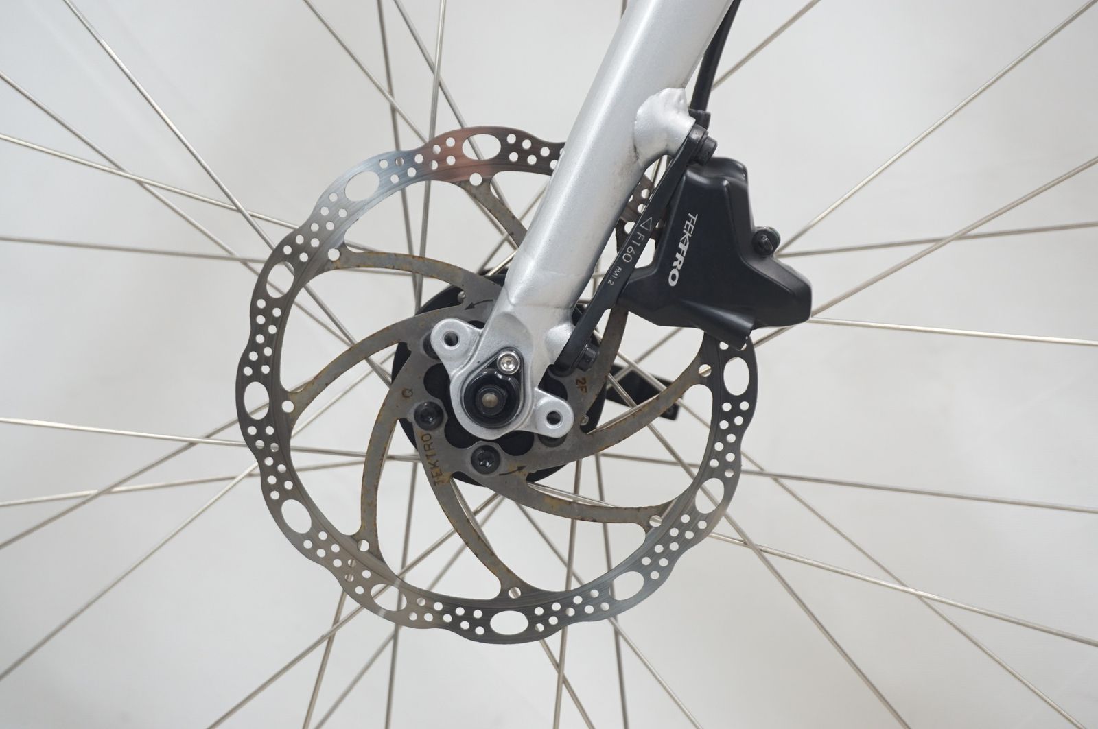 TREK 「トレック」 FX2 DISC GEN3 2023年モデル クロスバイク