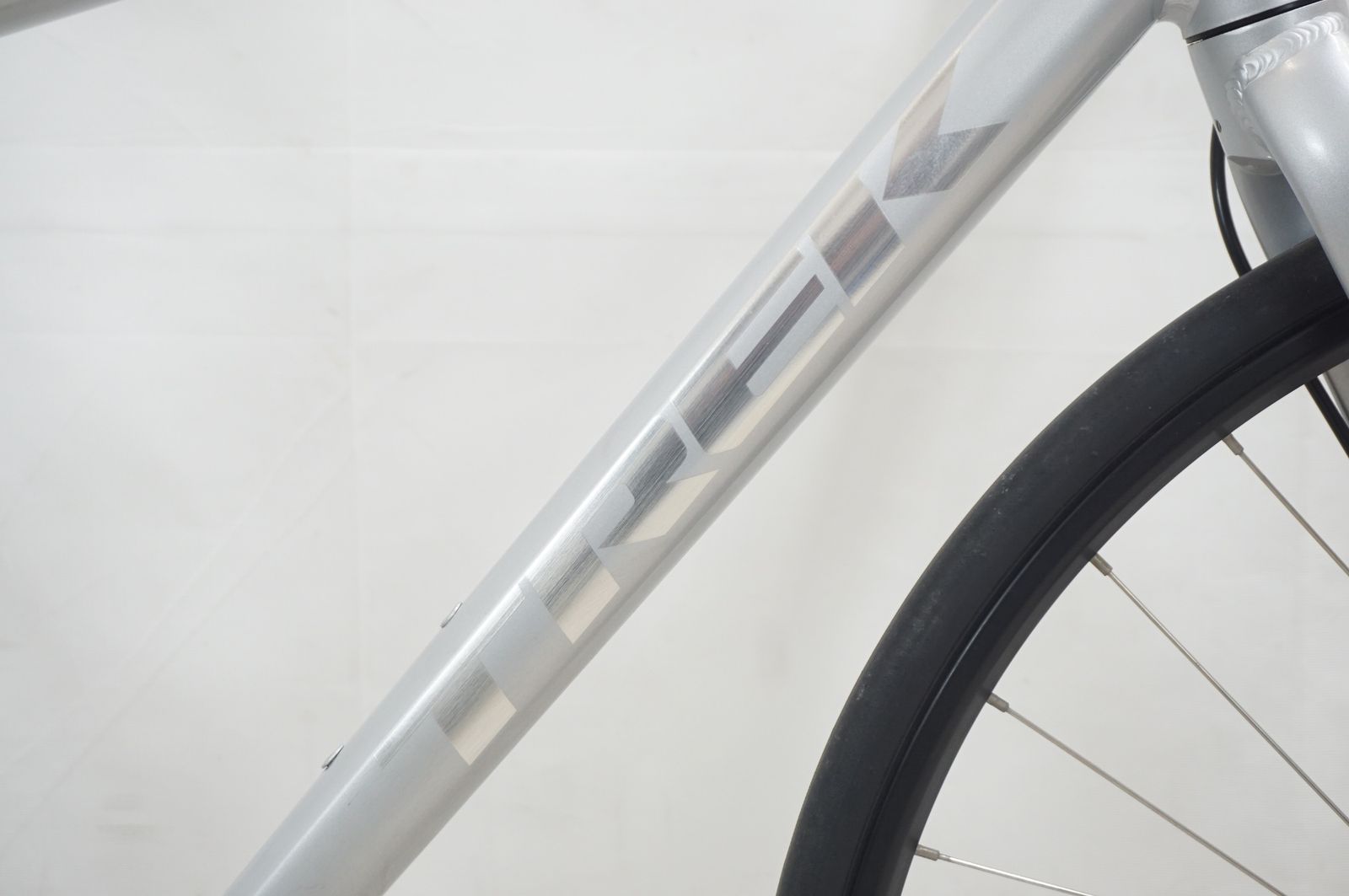 TREK 「トレック」 FX2 DISC GEN3 2023年モデル クロスバイク 