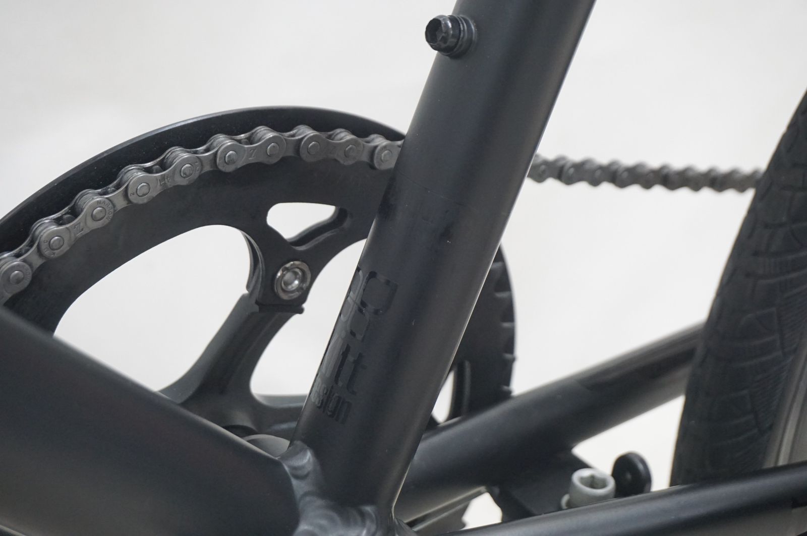 TERN 「ターン」 CREST 2026年モデル 20インチ ミニベロ / バイチャリ