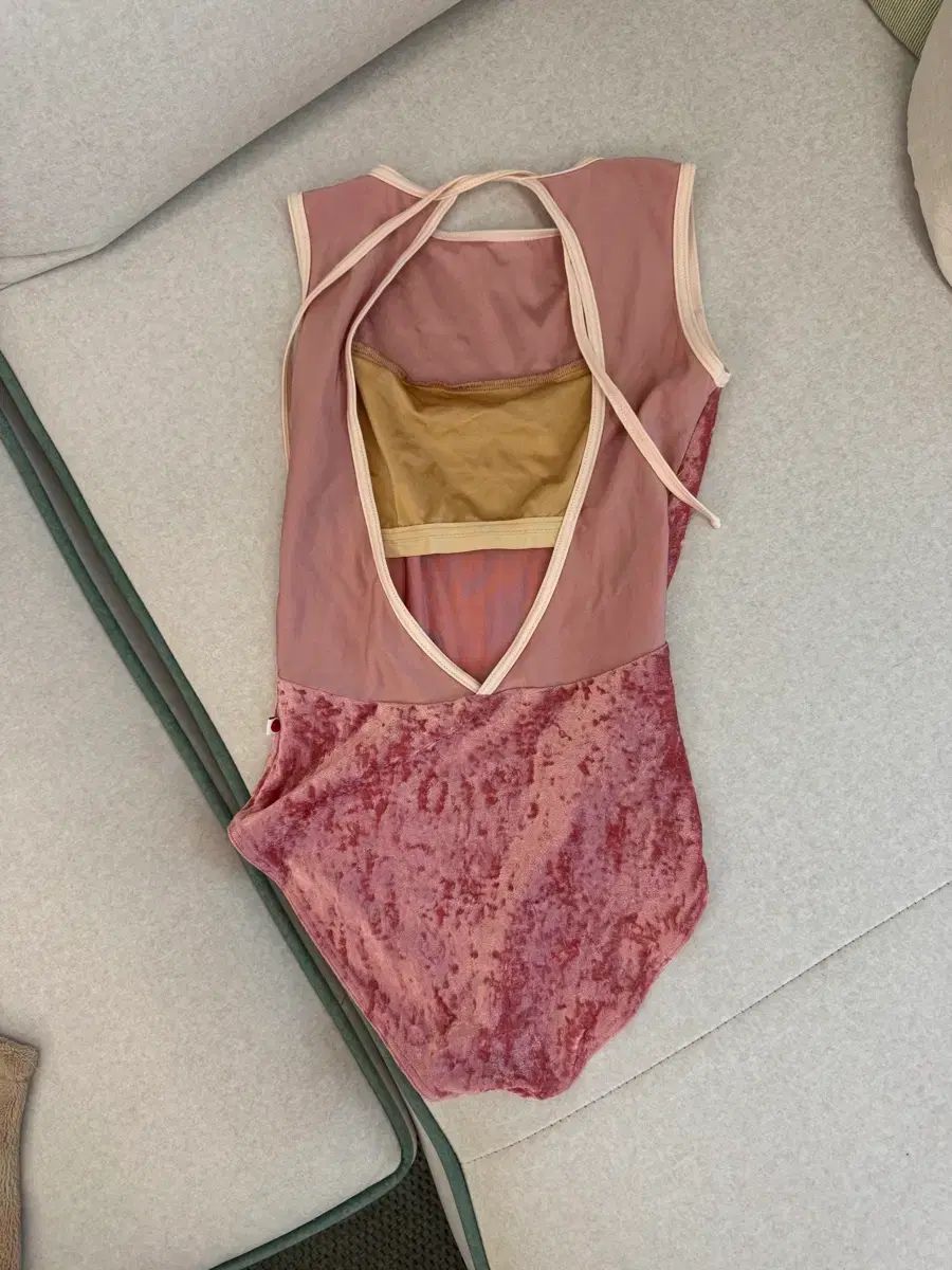 Yumiko ユミコ オール Olivia Hassler ピンク ツアーベルベット バレエ