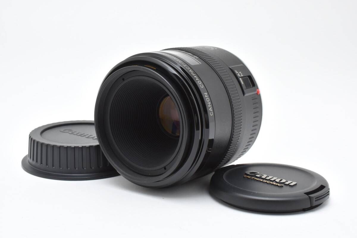 ☆美品☆ Canon EF 50mm f/2.5 Compact Macro 前後キャップ付き #1064k
