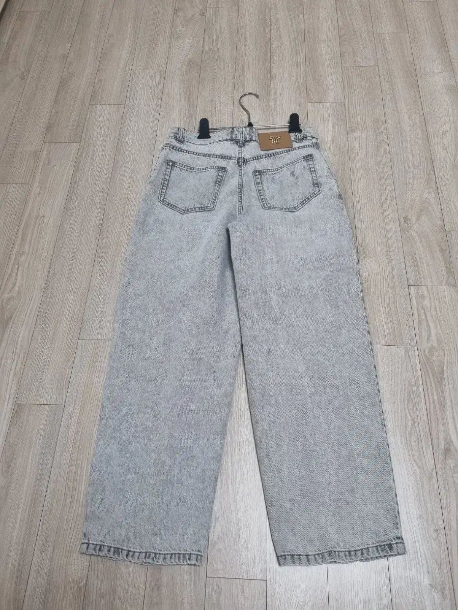 デニム ジーンズ