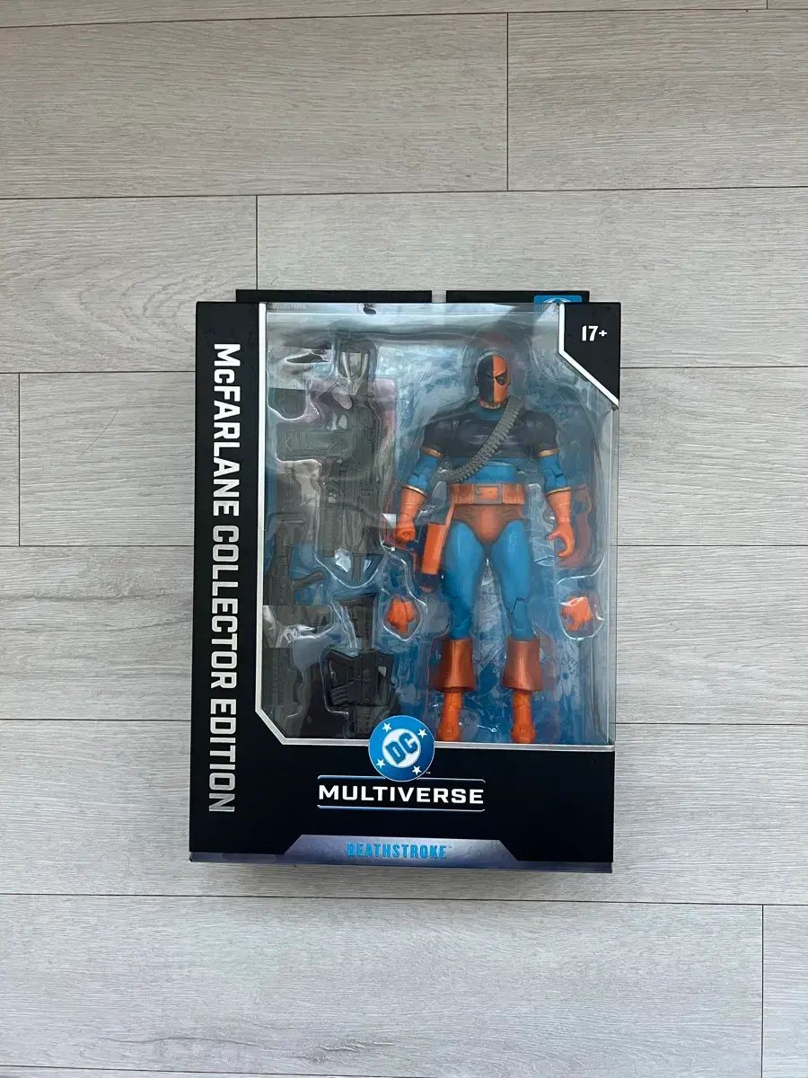 未開封 マクファーレン デスストローク /デスストローク DCマルチ