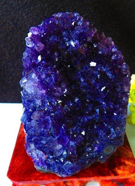 ウルグアイ産☆ 天然水晶☆絶品超濃い濃い超美しい☆アメジスト