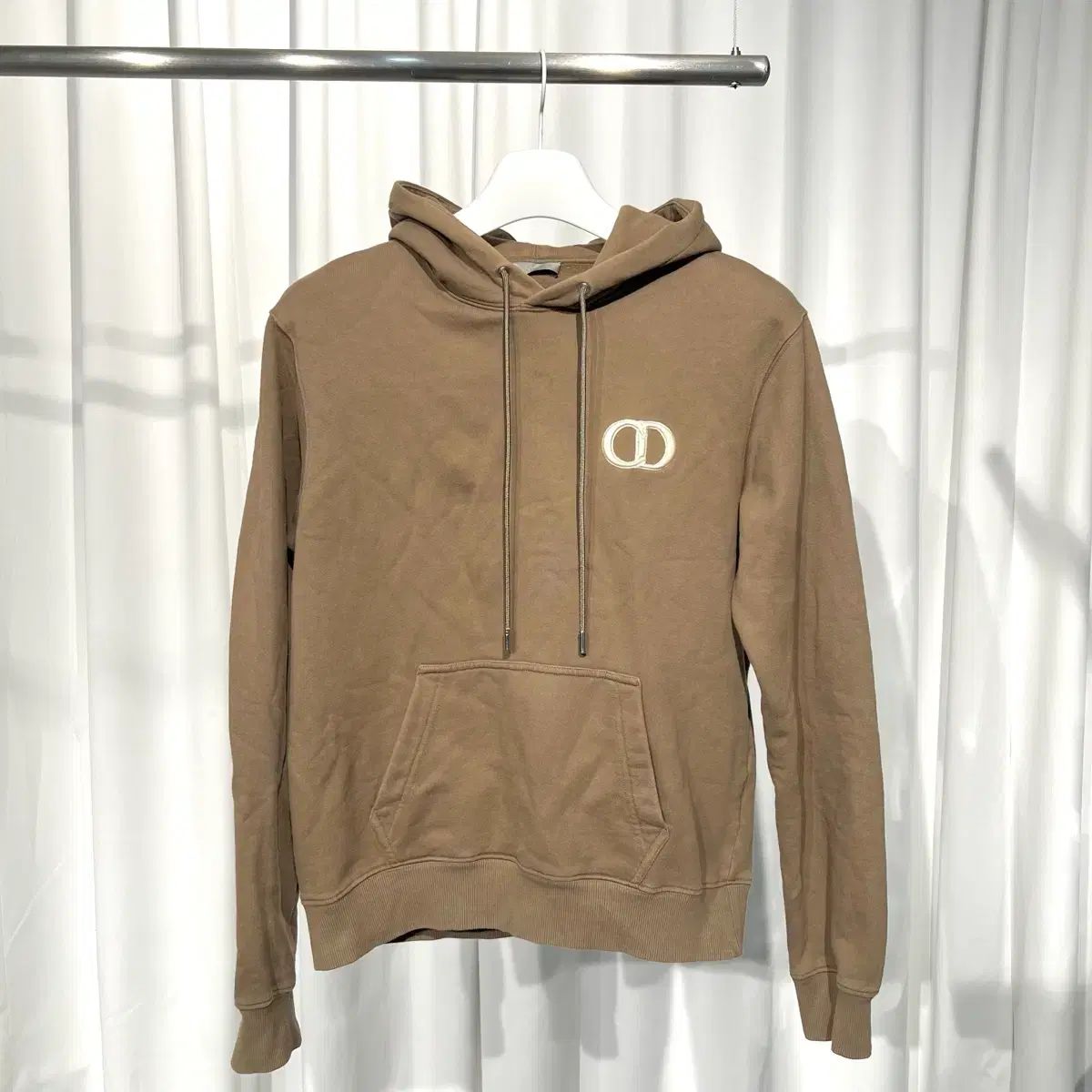 M ディオール cdロゴ フードTシャツ