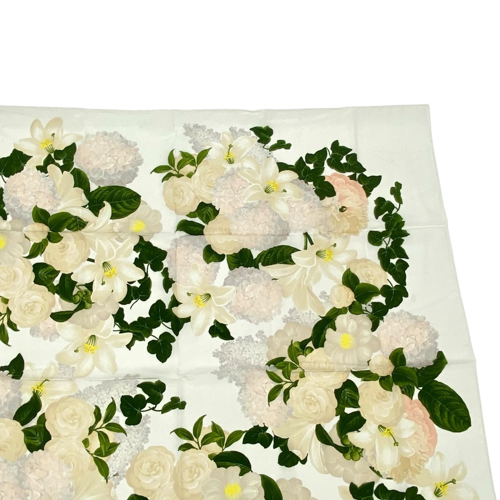 未使用品 CHANEL シャネル スカーフ 大判 シルク カメリア 花柄