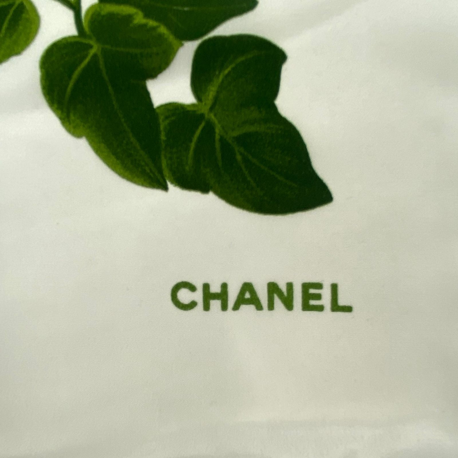 未使用品 CHANEL シャネル スカーフ 大判 シルク カメリア 花柄