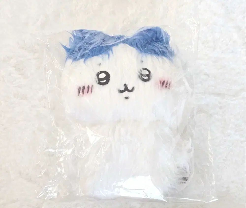 ちいかわ ファー ぬいぐるみ ハチワレ