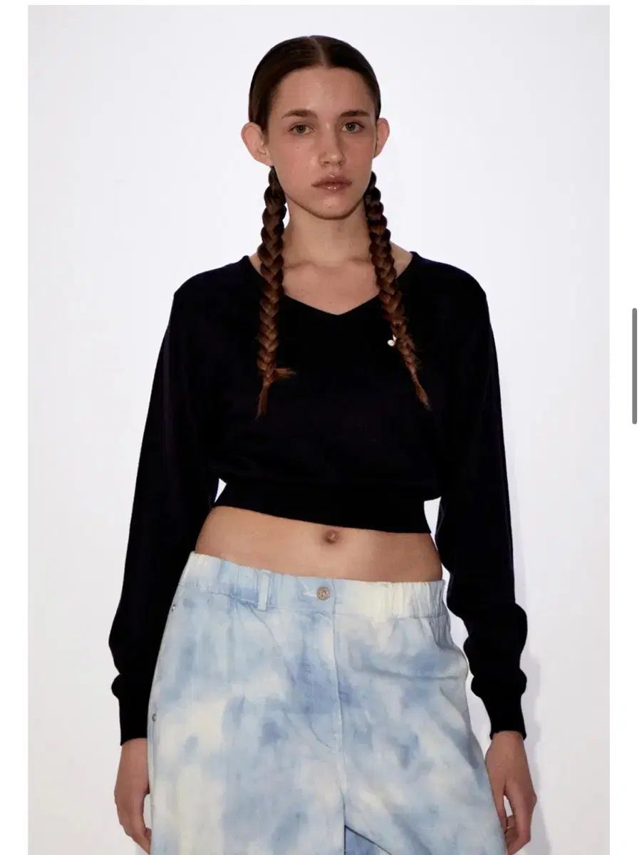 レストアンドレクリエーション Vネック クロップド ニット ネイビー