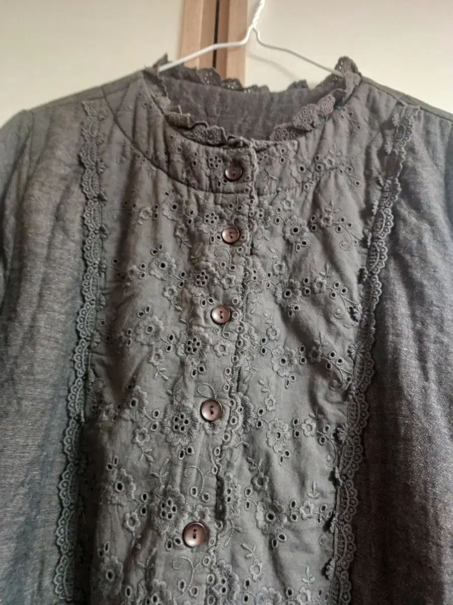 レイヤードキルティングロング丈ワンピース