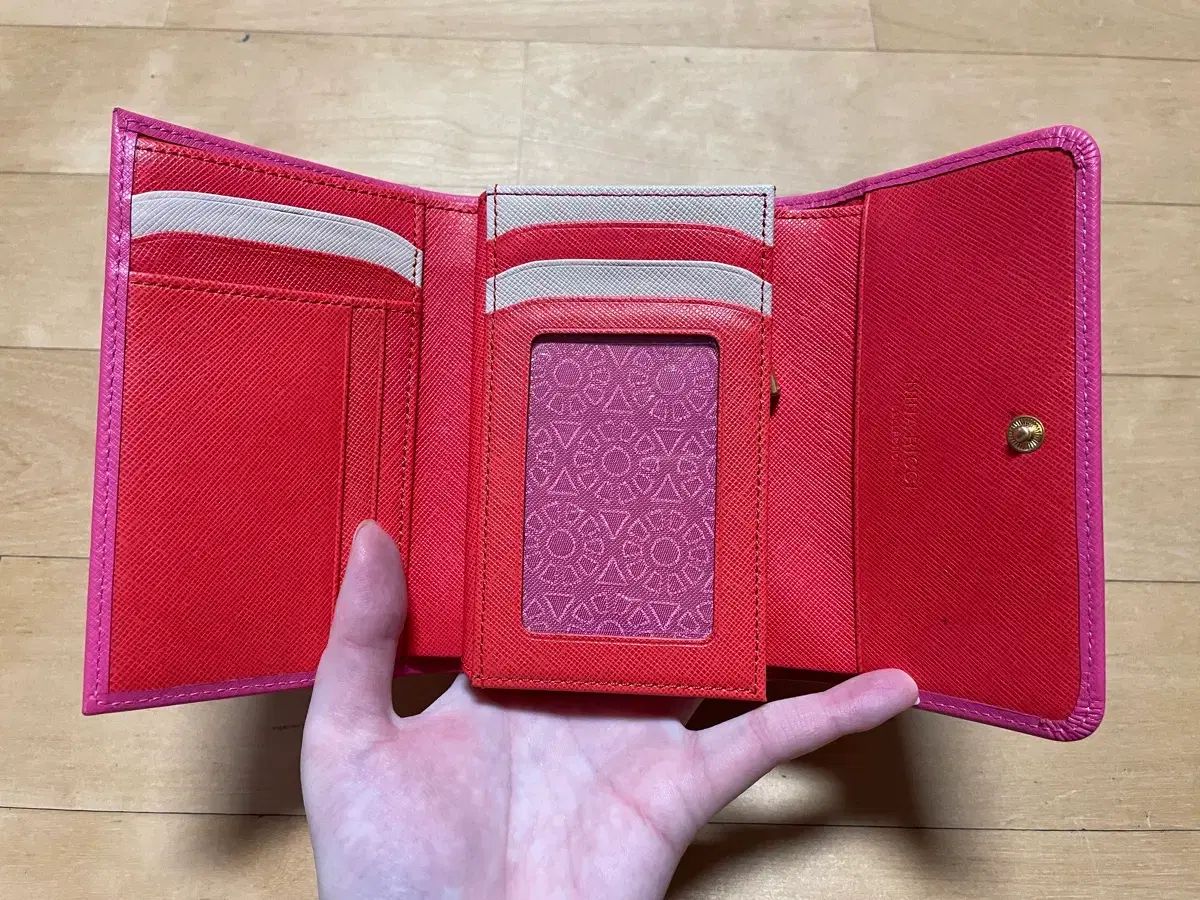 ♥ NINA RICCI ニナリッチ レディース 二つ折り財布