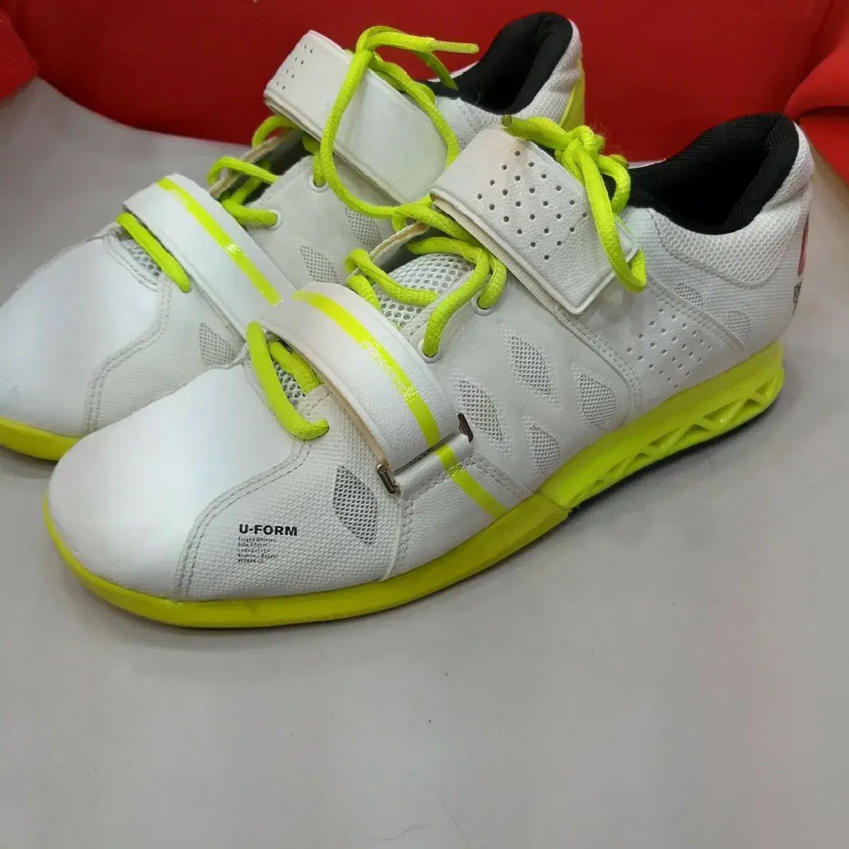 リーボック U-FORM ウエイトリフティング シューズ 白|蛍光色 270 mm