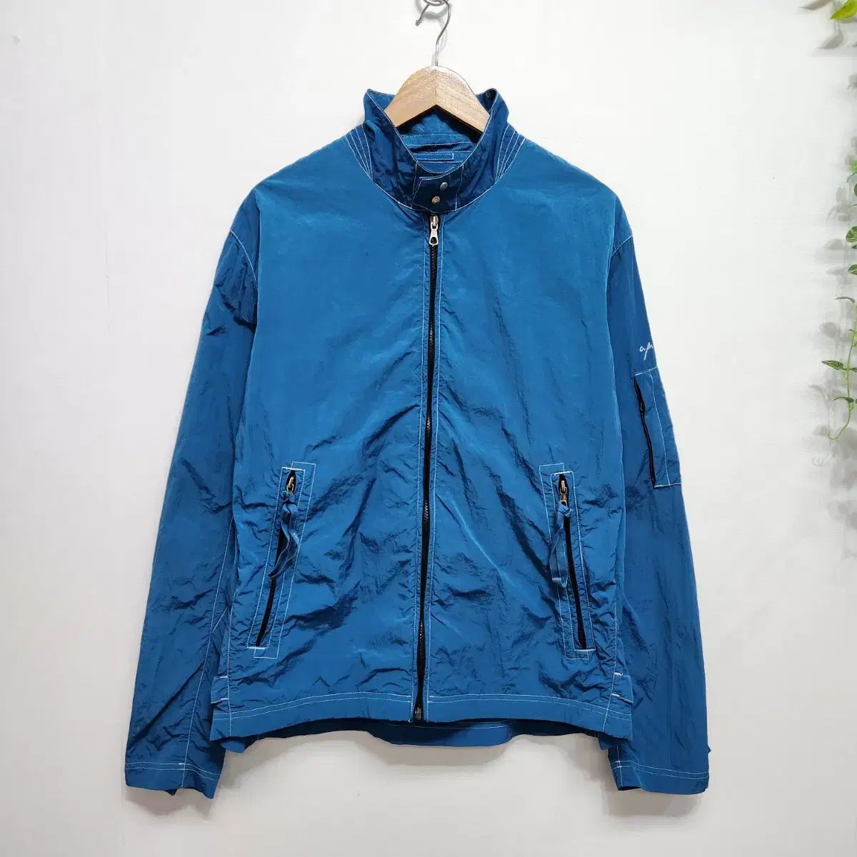 CP Company シーピーカンパニー ジャケット　ナイロン ブルー　S C.P. COMPANY（シーピーカンパニー） ナイロンジャケット OW MEDIUM