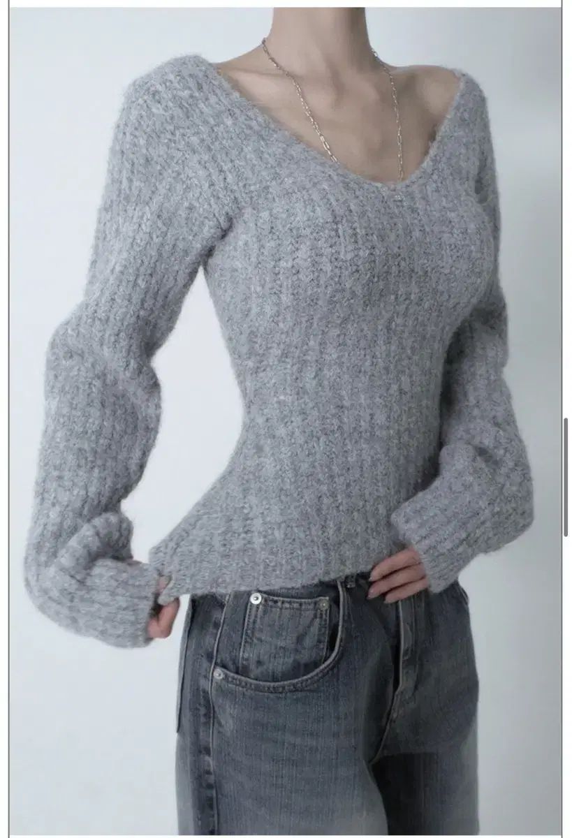 딥Vネック バルーンニット