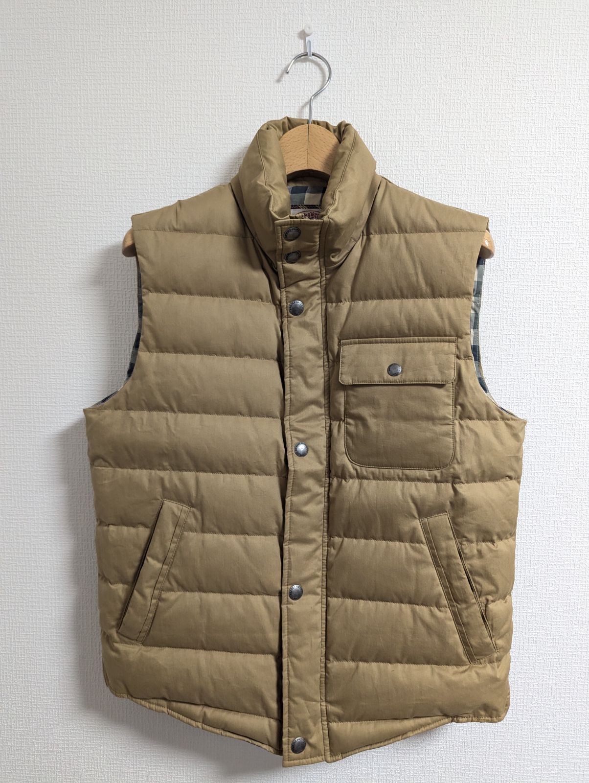 Brooks Brothers ブルックスブラザーズ ダウンベスト ベージュ スナップボタン 裏地チェック ダウン80% フェザー20% メンズ