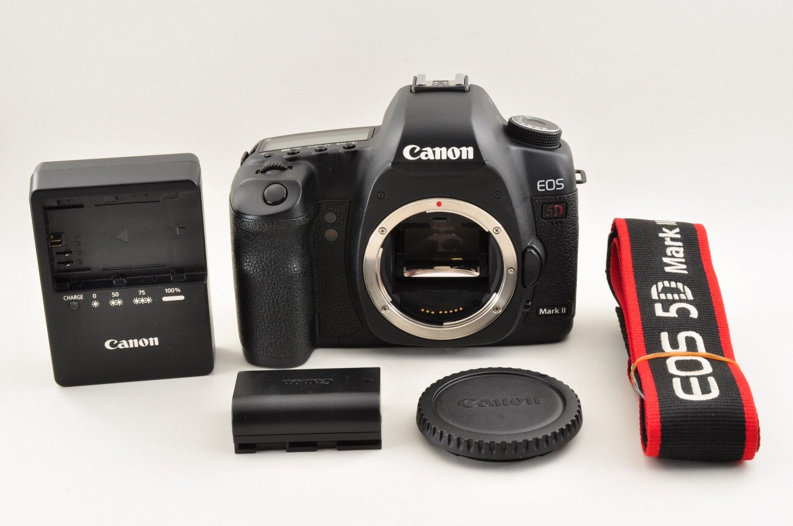 Canon EOS 5 D Mark II 21.1 MP デジタル一眼レフカメラ フルサイズ