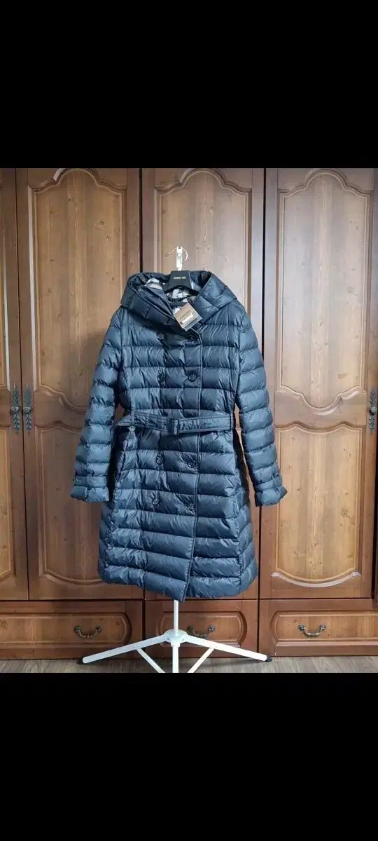 バーバリー ウィットリー ベルト付き ロング フード グースダウン XL 77 88