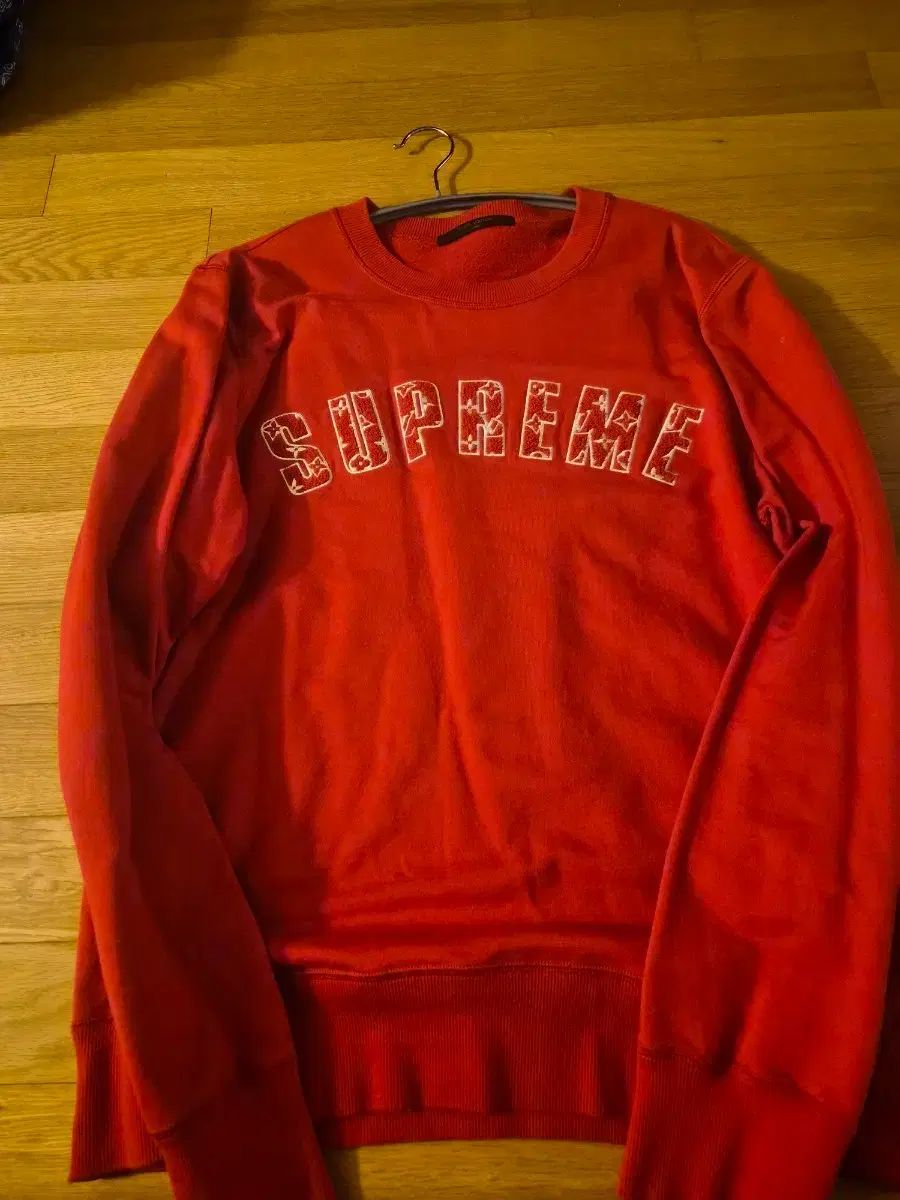 L Louis Vuitton シュプリーム コラボ スウェット