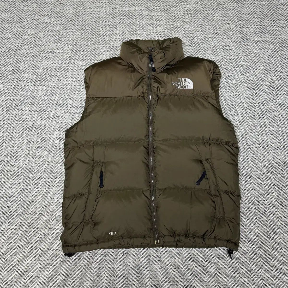 L THE NORTH FACE ザノースフェイス センターロゴ ブラウン 700 ヌプシ
