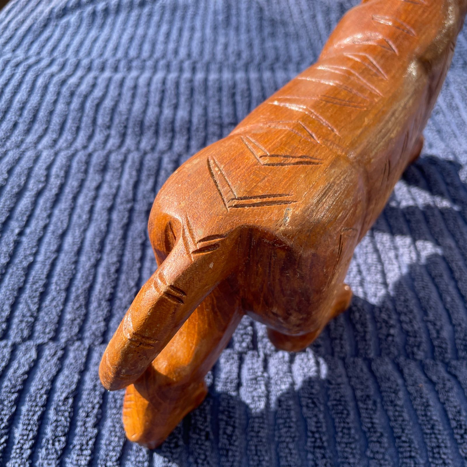 中古)虎の木彫り アンティーク オブジェ