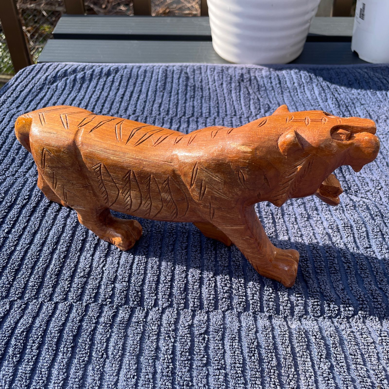 木彫り　虎　置物 虎置物木彫り