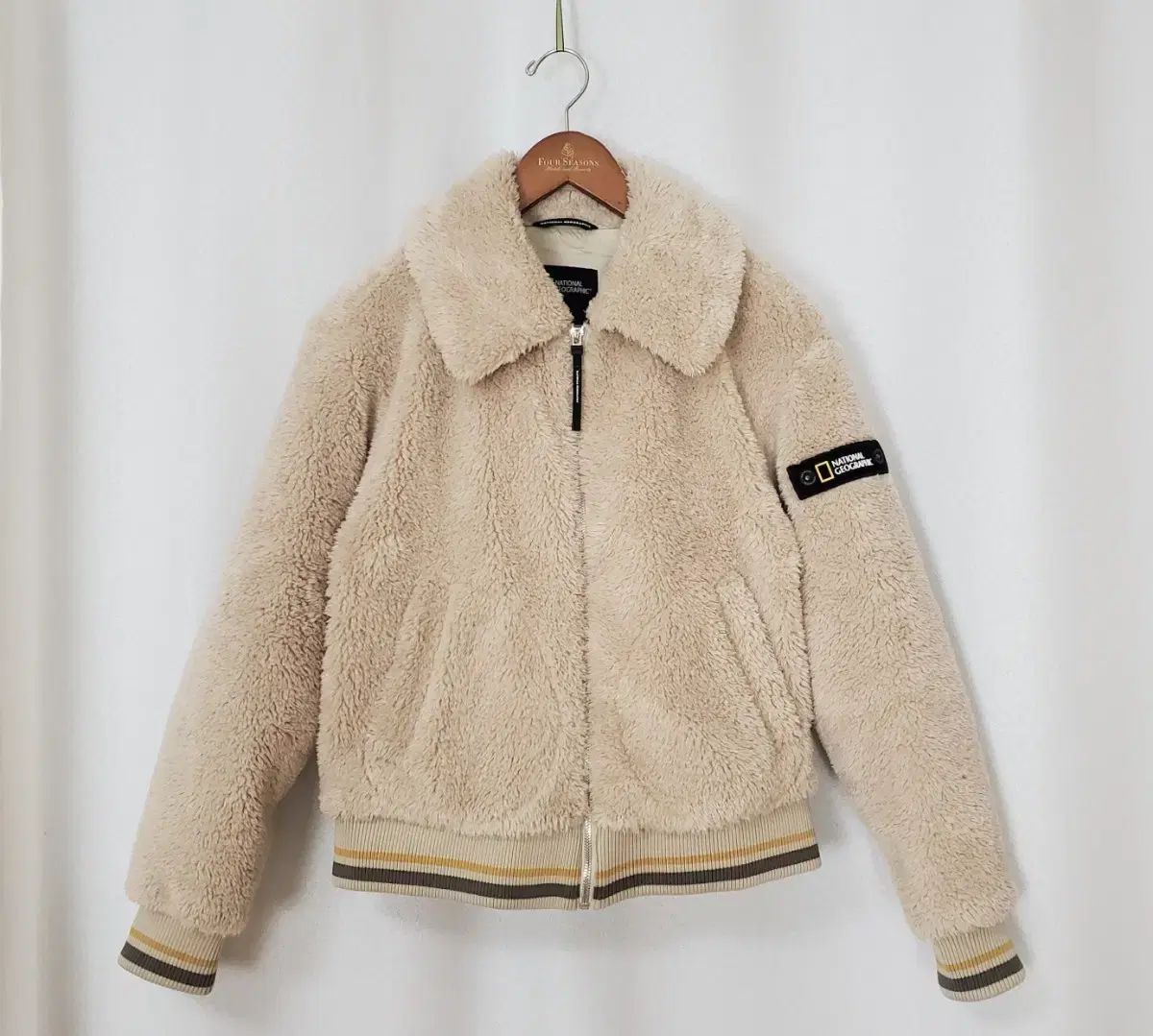 ナショナルジオグラフィック ボアシェルパジャケット レディース XS 55