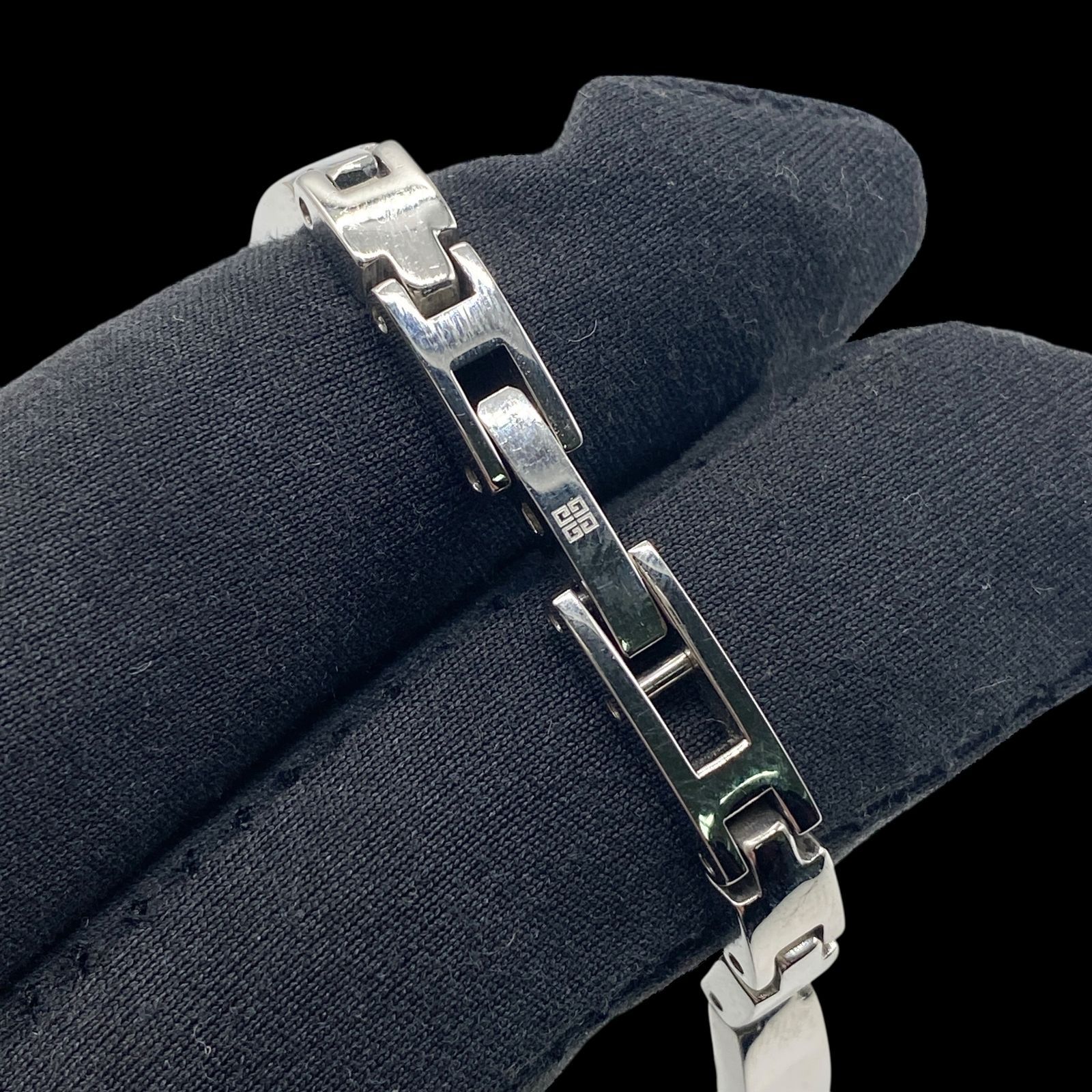 美品 稼働品 GIVENCHY ジバンシー バングルウォッチ 腕時計 QZ 