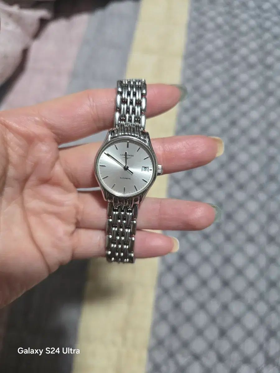 LONGINES ロンジン レディース オートマチック メタル 価格 すごく高いですね