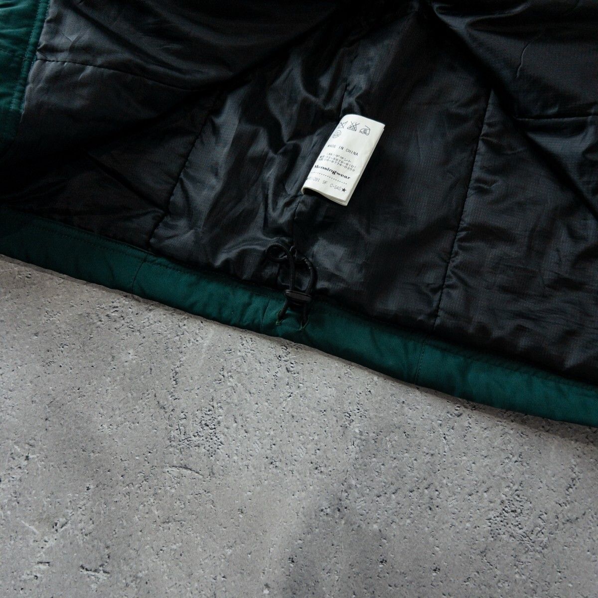 美品 Munsingwear マンシングウェア 半袖 中綿 プルオーバー