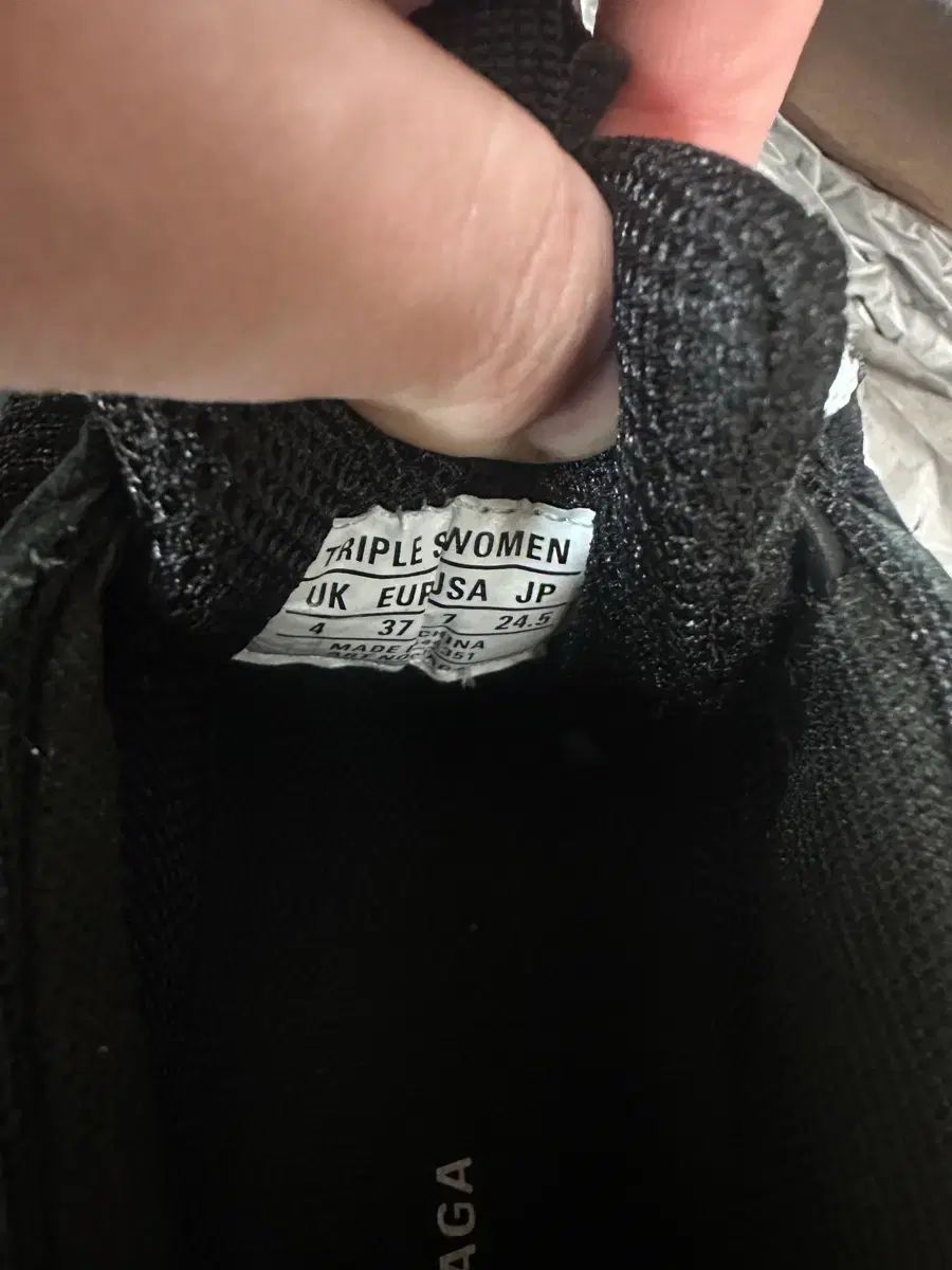  バレンシアガ トリプルS ダーティーブラック クリアソール 37 245 スニーカー 靴