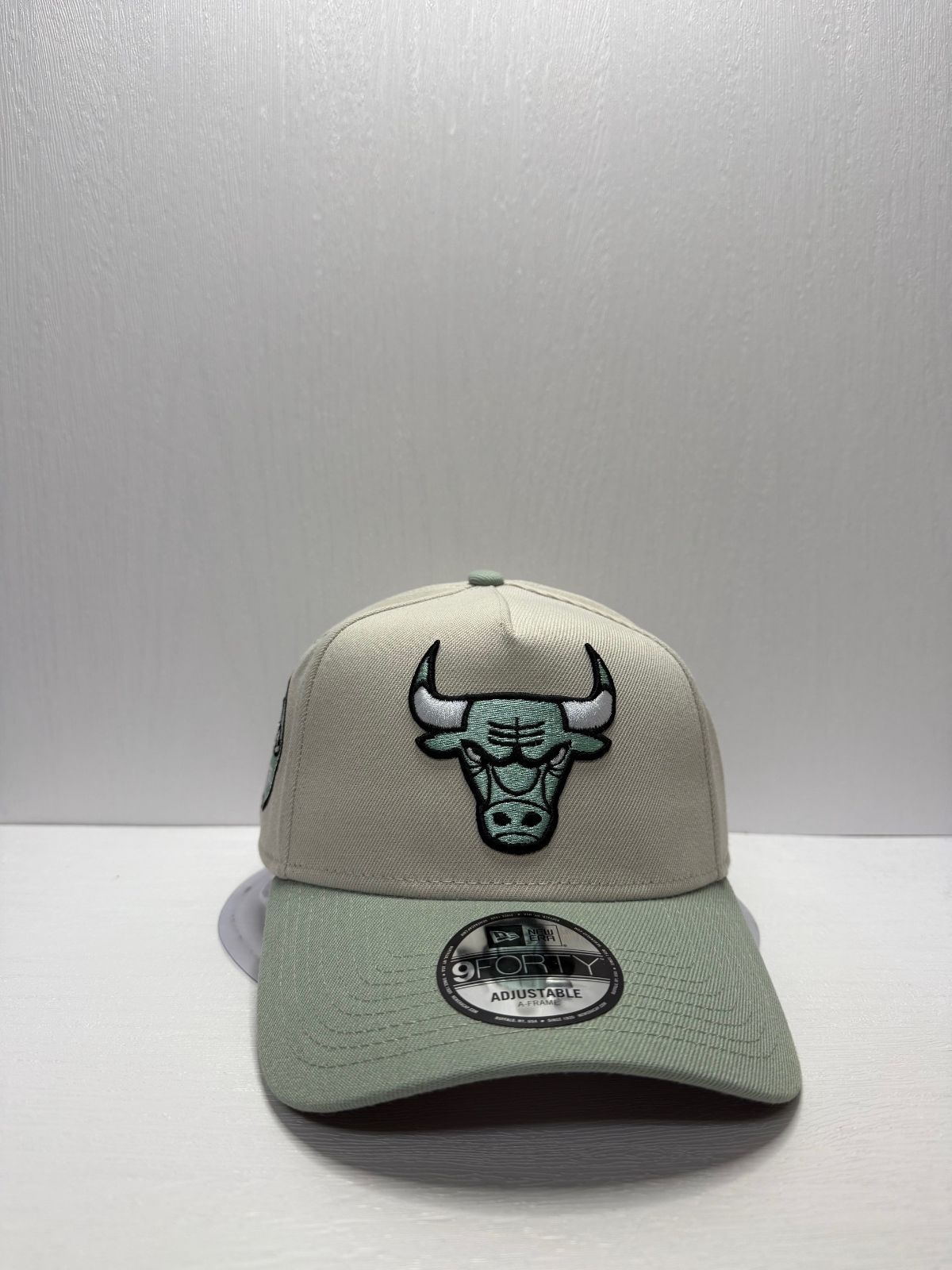 Newera シカゴブルズEST.1966 9 forty A-FRAME スナップバックキャップ ツートンカラー