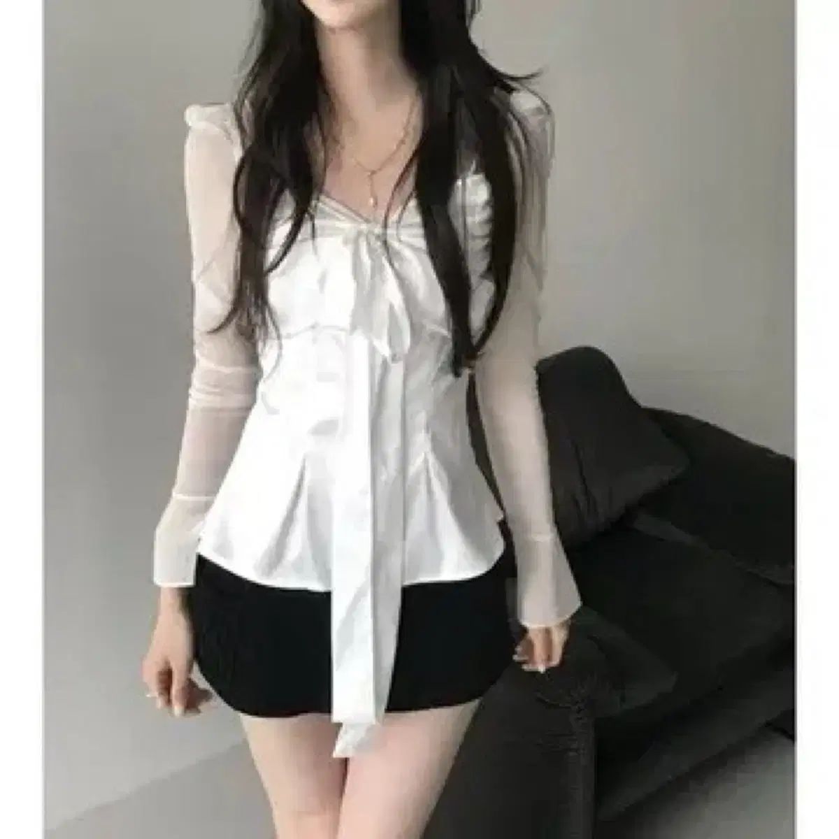 ヒールダ ゴーヒ スワンブラウス 白