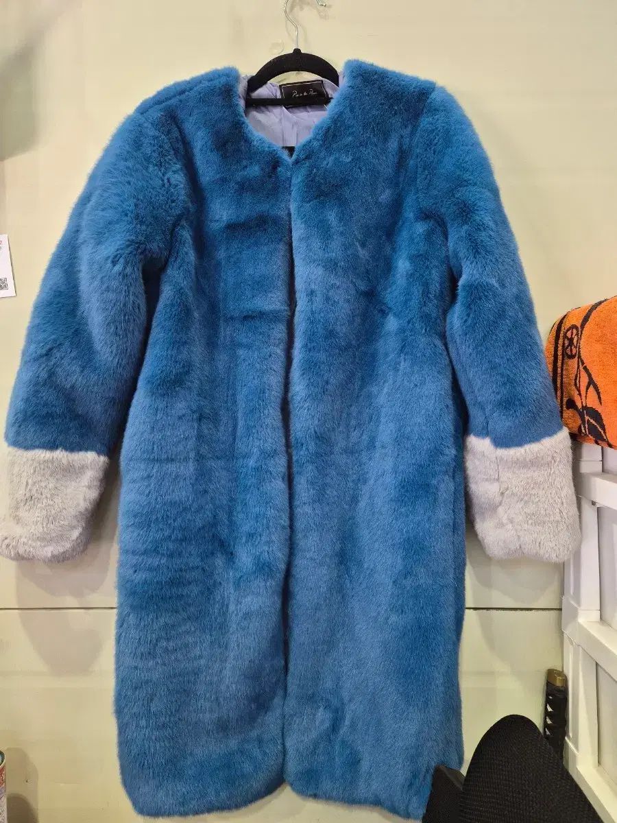 Paola Da Re ファーコート ブルー バイカラー