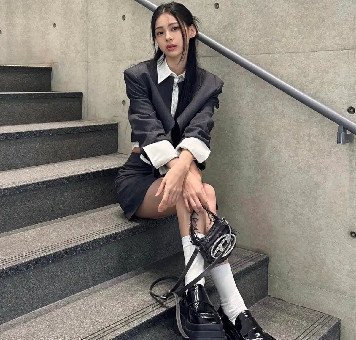 KHAKIPOINT フックスカート ブラック