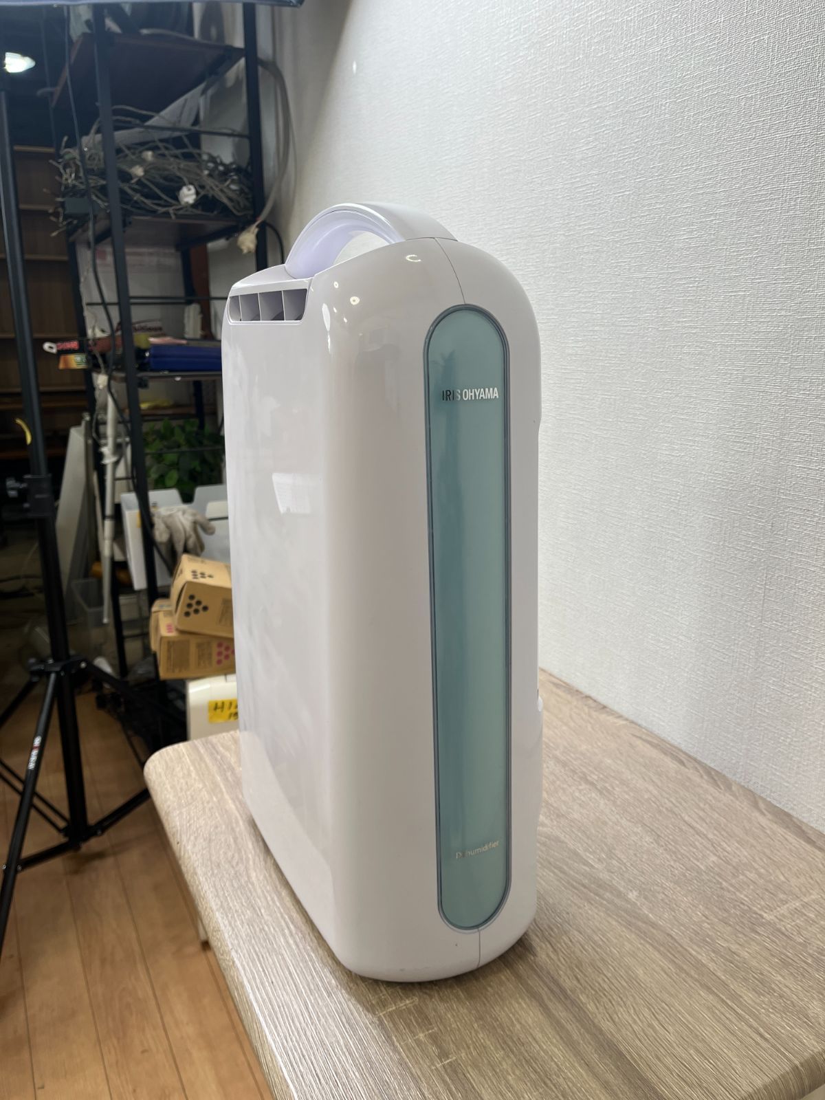 除湿機　アイリスオーヤマ　IJD-H20-A 2023年製　美品 アイリスオーヤマ 衣類乾燥除湿機IJD-H20-A 300W 2020年製 - メルカリ