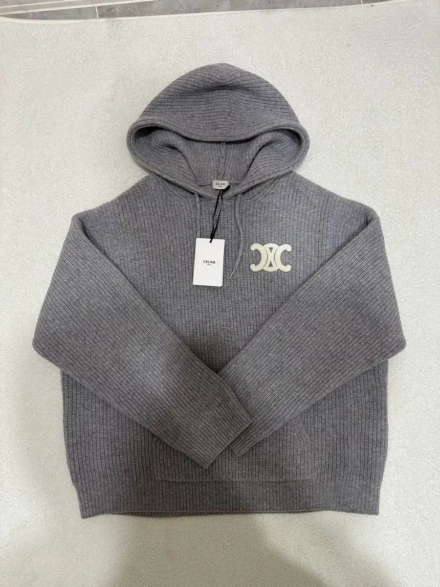 M|택 비닐 포함 セリーヌ トリオンフ ニット フードT グレー