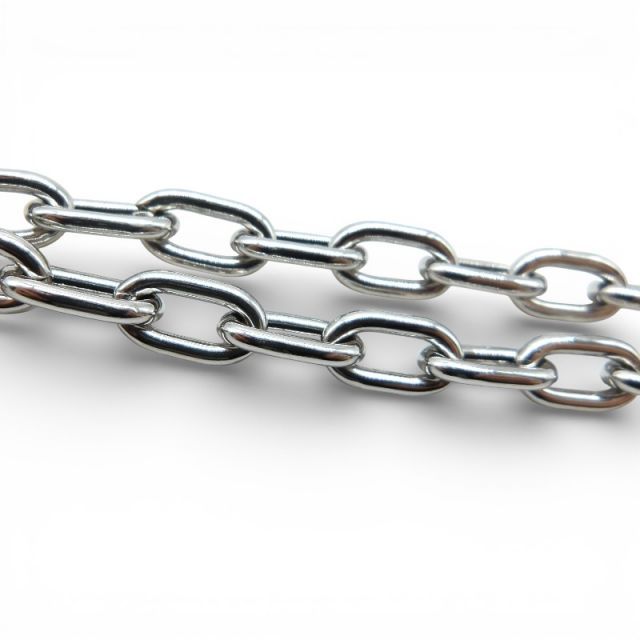 【箱、カード付】PRADA プラダ 三角ロゴ シルバー925 ブレスレット 箱、カード付】PRADA プラダ 三角ロゴ シルバー925 ブレスレット 箱