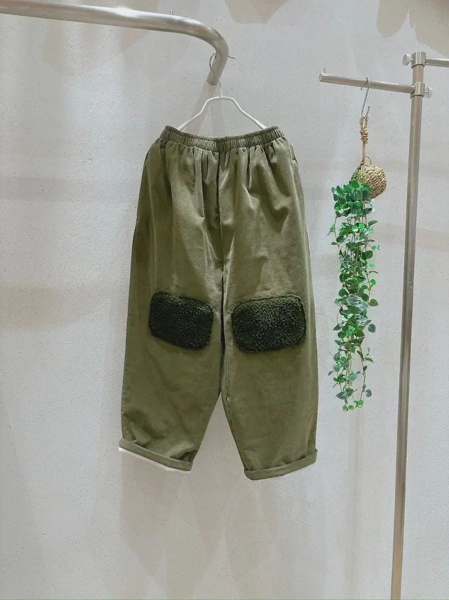  シープスキン パッチ コーデュロイ パンツ チノパン パンツ