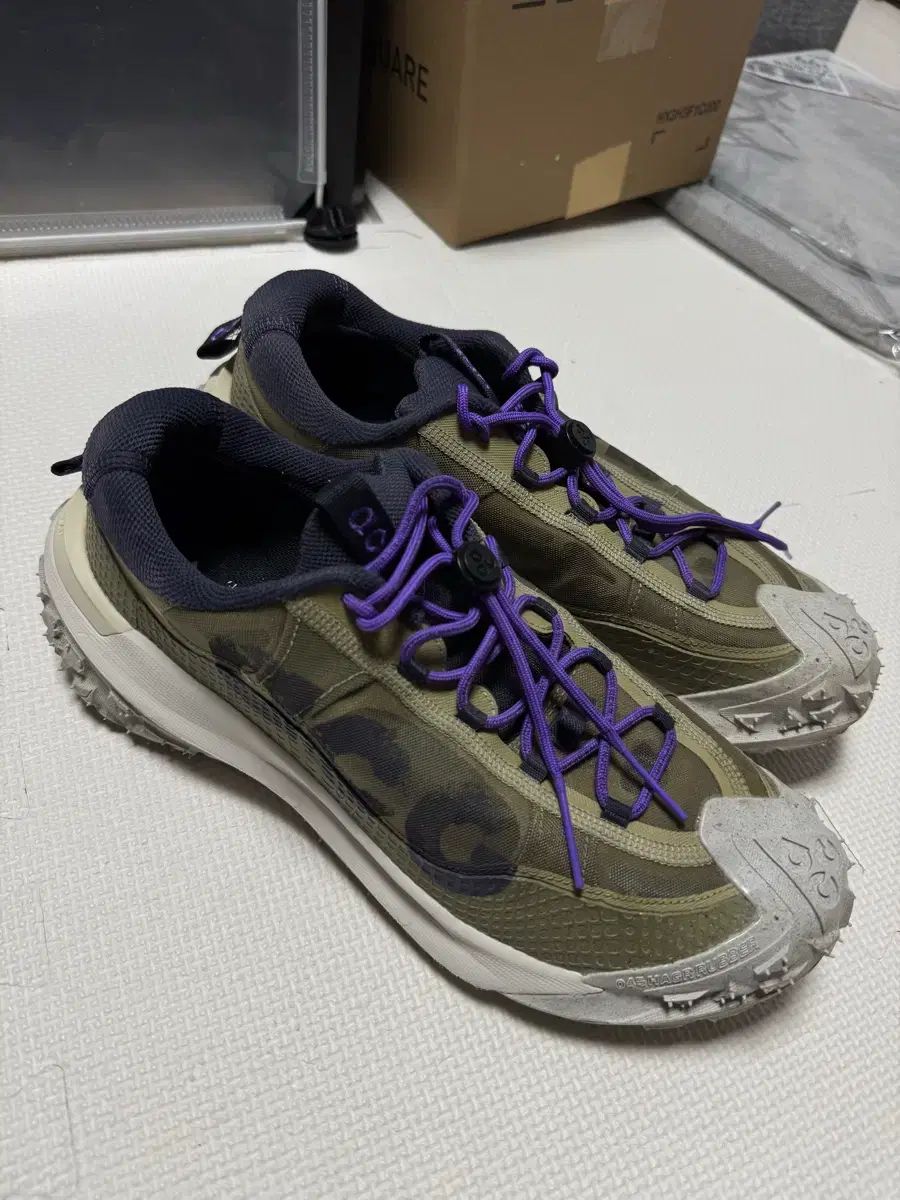 ナイキ ACG マウンテン フライ2